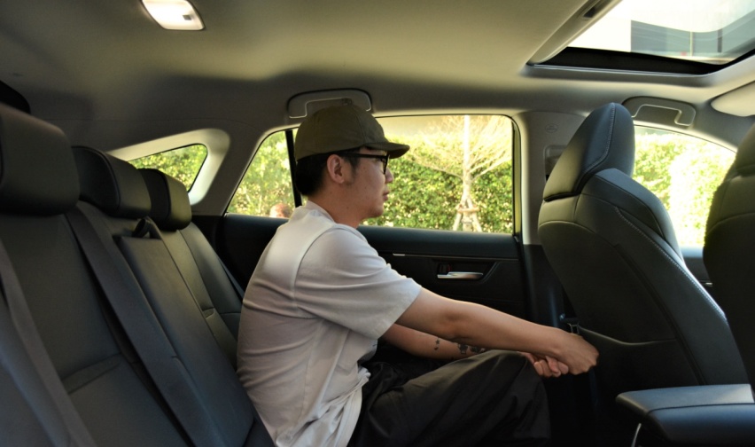 试驾官丨这台丰田“最美SUV”，竟然还这么好开？