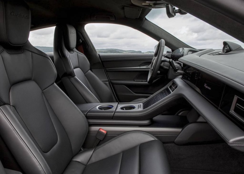 Porsche-Taycan-2020-1024-61.jpg