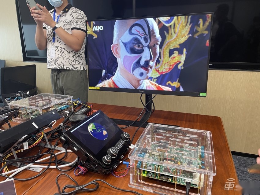 首颗国产7nm芯片下半年上车！对标高通8155，能在车机上打王者荣耀