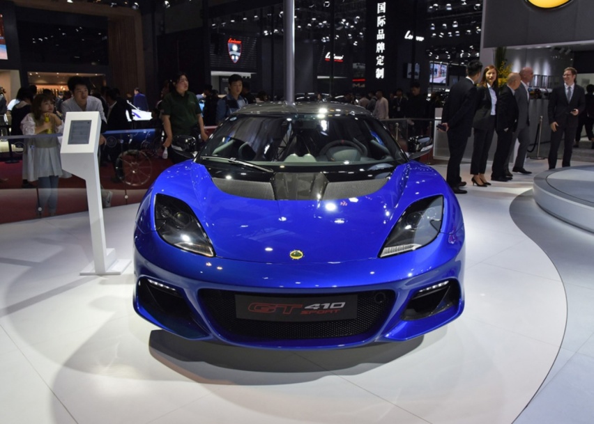 3.5L V6机械增压，4.1秒破百，极速280km/h