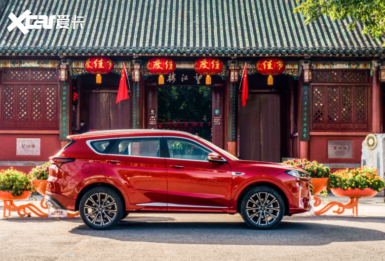 10十万级SUV，捷途X70 PLUS：“颜值高配置丰富”！