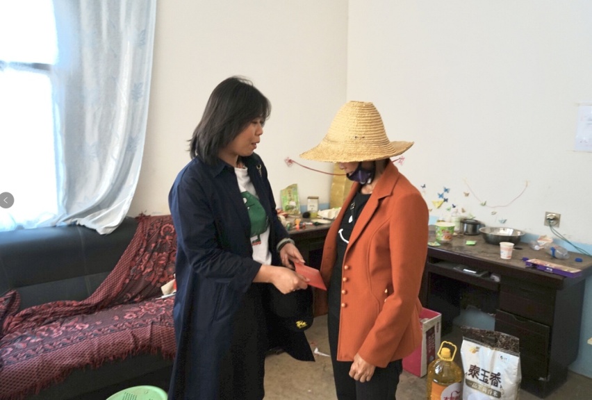 大爱通行送爱心 爱心车队助学子 MAXUS爱心车队向往之旅