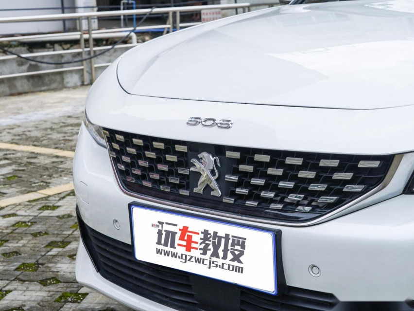 第四大汽车霸主诞生，手握8个百年品牌！但合并原因让人哭了..