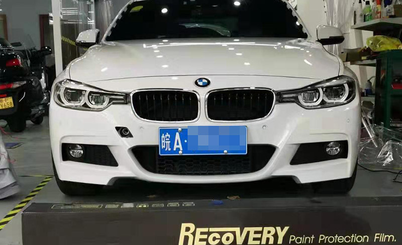 瑞卡威隐形车衣：发黄脱胶问题户 白色车该怎么贴车衣