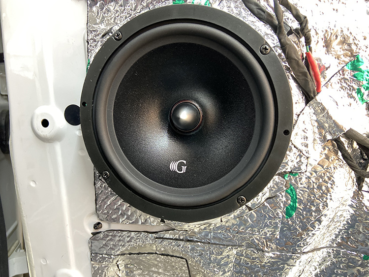 哈尔滨STP汽车隔音降噪，宝骏RS3汽车音响改装黄金声学喇叭