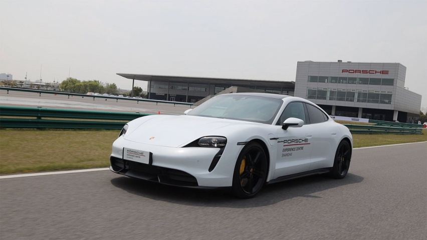 Taycan Turbo S