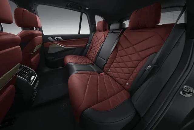 固执不能当饭吃，国产最长轴距BMW X5将发布，入门价格跌破60万