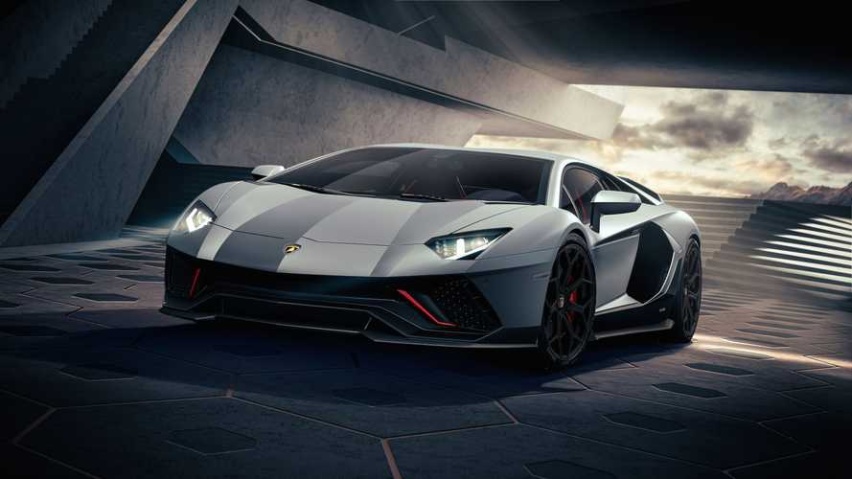 搭6.5L V12自吸发动机 ，兰博基尼Aventador推出最终限量版