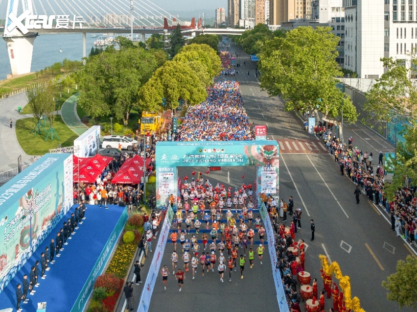 2.2万跑者集结！广汽传祺·2023宜昌国际马拉松鸣枪开跑
