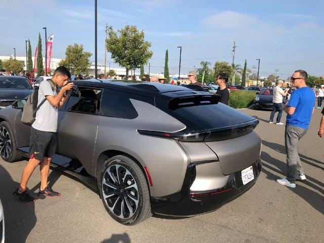 法拉第未来 FF91 实车现身国外小车展，是你喜欢的样子吗？