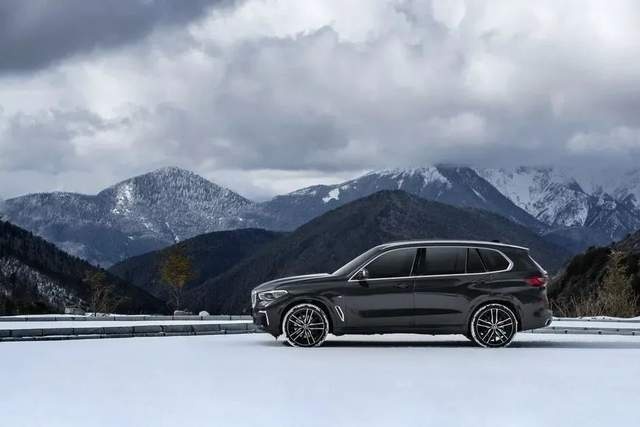 固执不能当饭吃，国产最长轴距BMW X5将发布，入门价格跌破60万