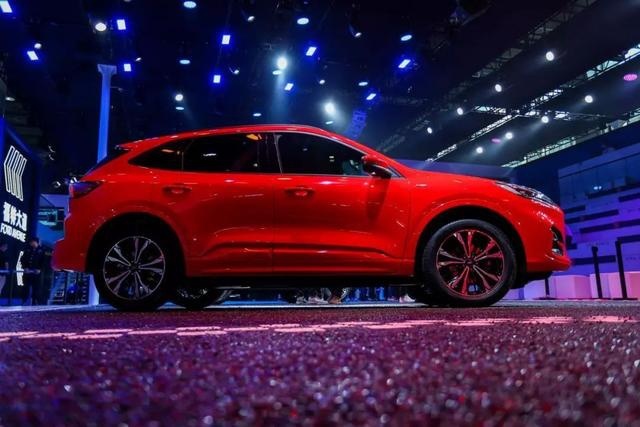 叫板探岳、CR-V，福特锐际的四大杀手锏有多强？