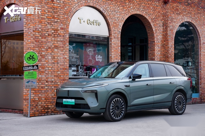 搭载VLA大模型 全新蓝山智能进阶版上市限时焕新价27.58万起 ​