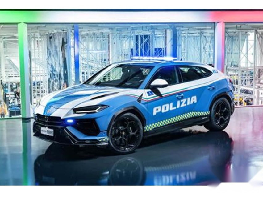 最帅警车，兰博基尼Urus警车官图发布