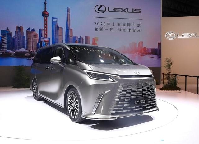 轴距不变 全新雷克萨斯LM发布 两种动力可选