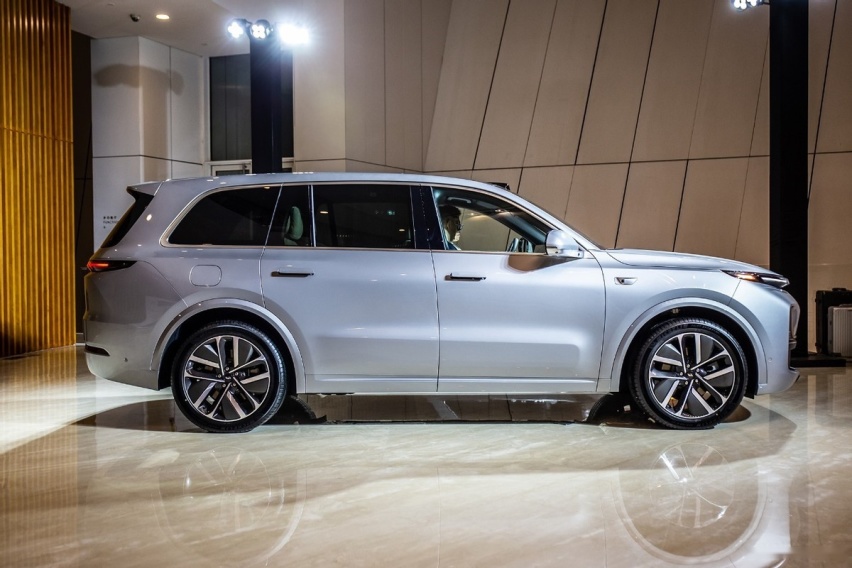 理想 L9 深度解析:“家用 SUV”的多元宇宙