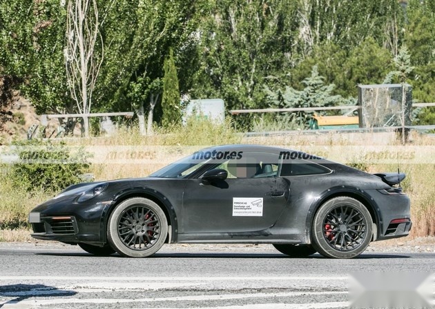 跑车变越野车？保时捷911 Safari最新谍照曝光，有望明年亮相