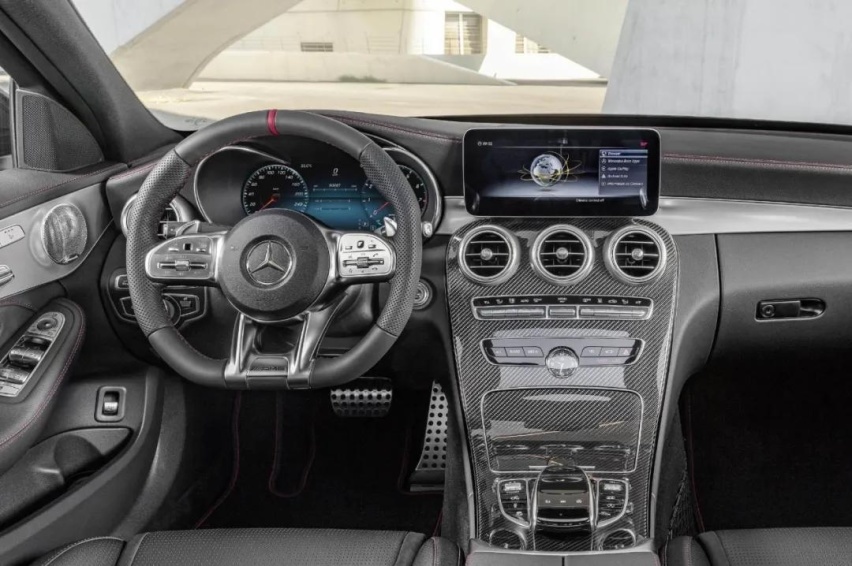 70万预算不选择宝马X5、奥迪Q7，却被一台奔驰C级吸引