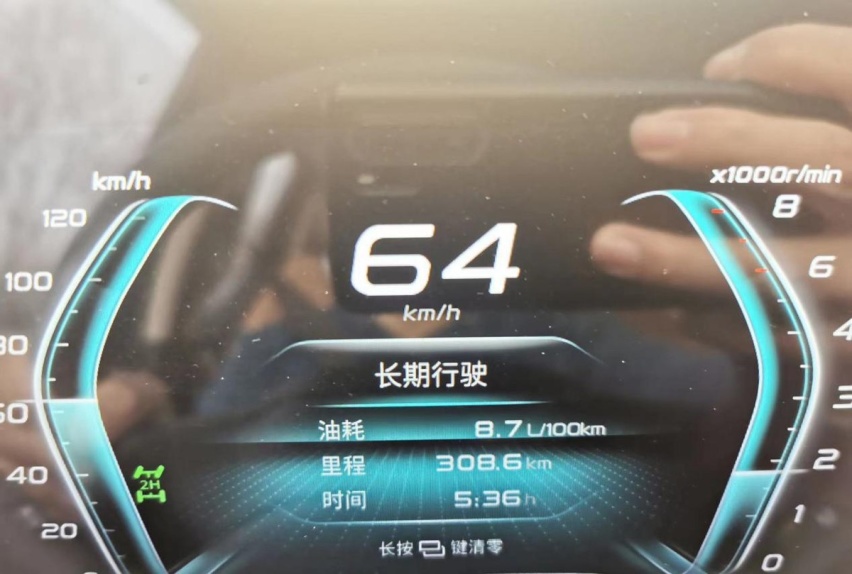 国内皮卡科技新标杆，长安览拓者，强劲动力让您尽情驰骋！
