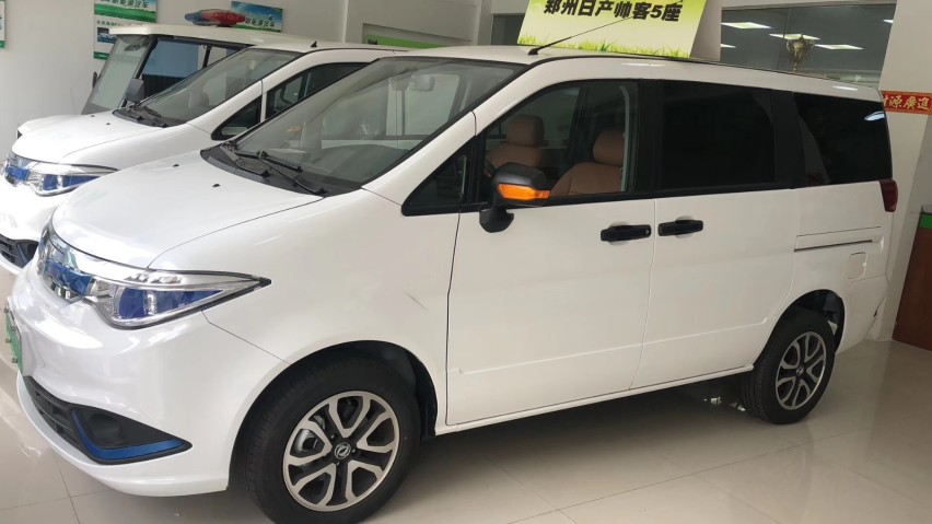 深圳电动商务车,帅客货运车,中型面包车,4.2米货车新能源