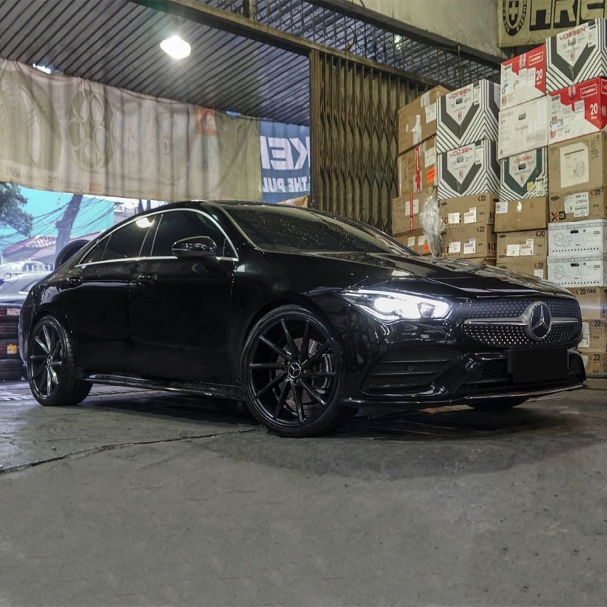 精致的运动造型 全新奔驰CLA级实车