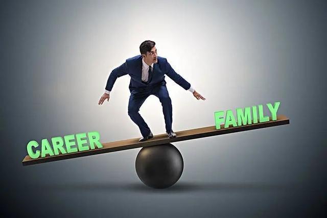 男性的“灵魂拷问”来了：究竟如何平衡事业和家庭？