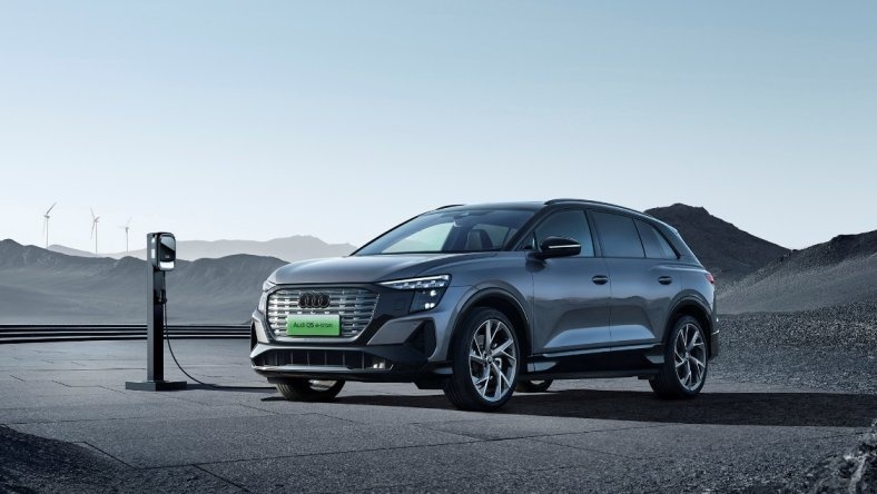 一口气推出三款特别版车型，2023款奥迪Q5 e-tron焕新上市！
