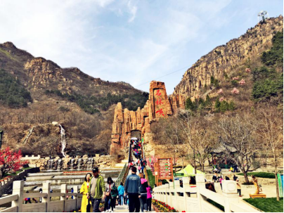 逃离雾霾天，自驾奥迪Q2L误入平谷“湖与峡”