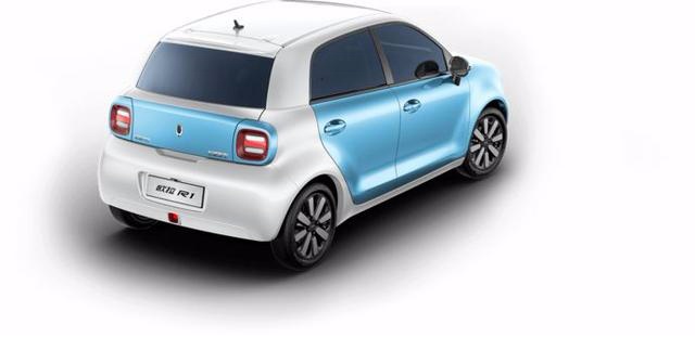 “Smart+MINI”的小车仅七万出头，这款“小可爱”可不止是萌