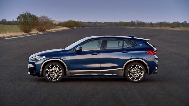 bmw-x2-xdrive25e-2020 (1).jpg