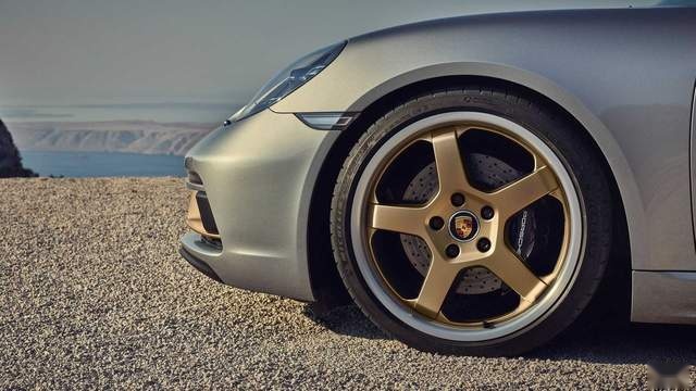 快讯｜限量1250台 保时捷发布718 Boxster纪念版