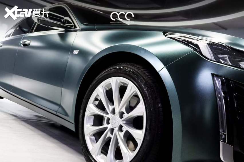 凯迪拉克ct5——电光金属墨绿