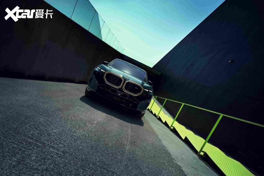 BMW M品牌高性能车型开启电动化进程，创新BMW XM震撼上市