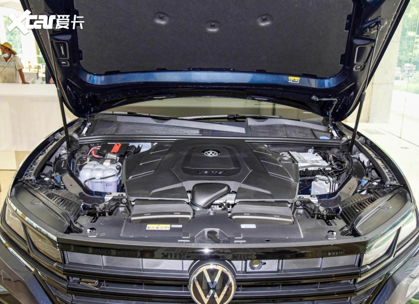 大众途锐特别版亮相,搭载3.0t v6发动机,预计售价53万起