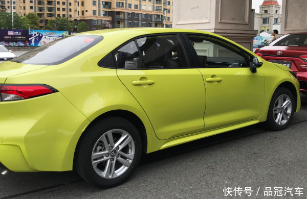 大批全新2019款丰田雷凌实车现身！车长4640mm