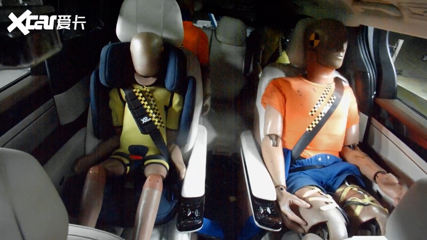 比亚迪夏是疯了吗？安全做到了不止国标