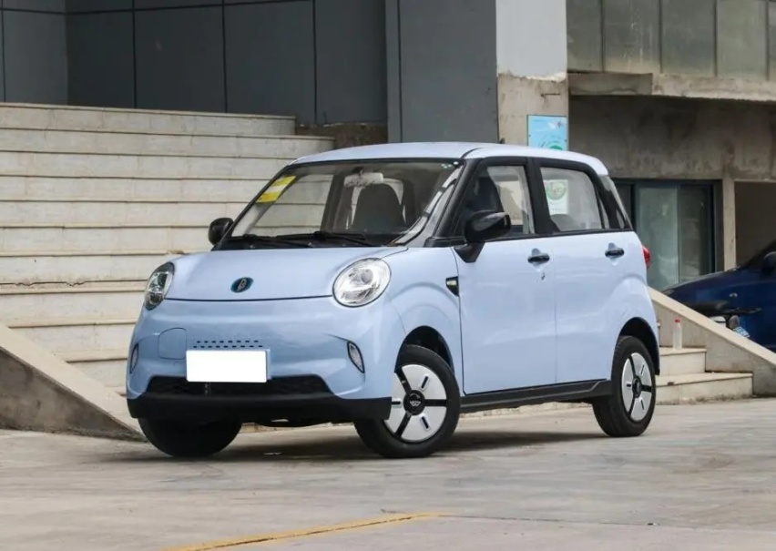 和欧拉的猫很像，价格却接近宏光MINI EV，凌宝BOX蔡文姬走可爱风