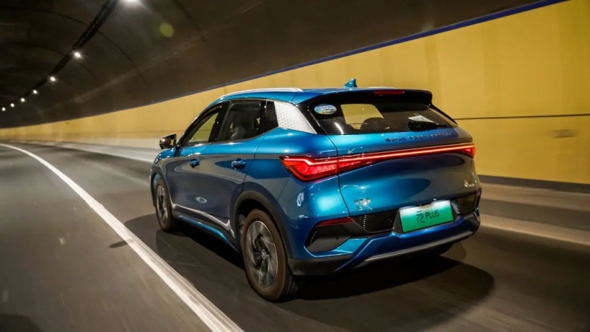 比亚迪首款15万纯电SUV，开着行吗？