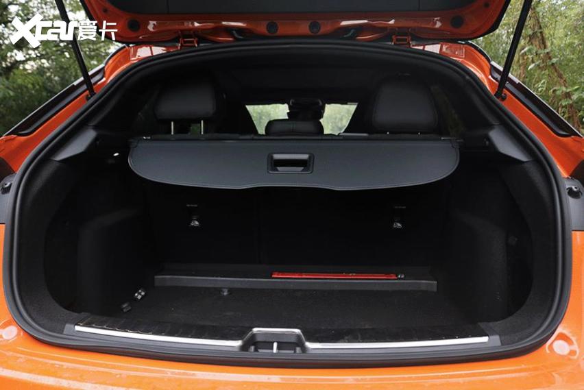 性能玩家的“国产之光” 领克02 Hatchback评测