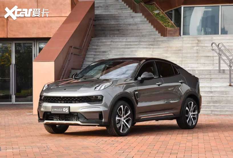 想同时拥有SUV的通过性和时尚的外观造型吗？选择轿跑吧，好使