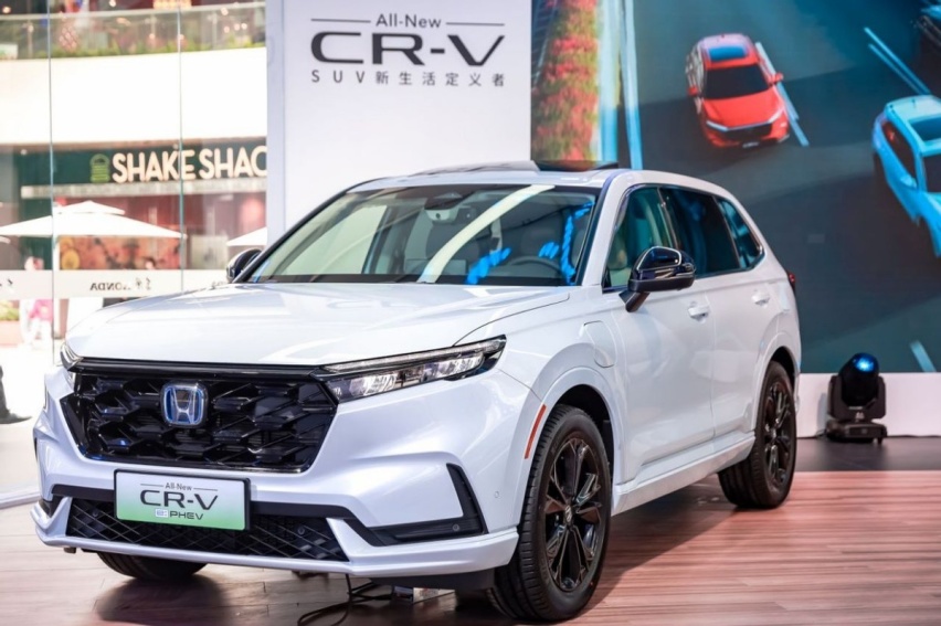 全新一代CR-V e:PHEV，日系插混的“六边形战士”