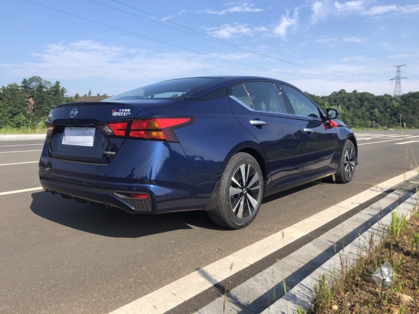 ​【不羁聊车】90后喜提新天籁，只为时尚青春、动感颜值？