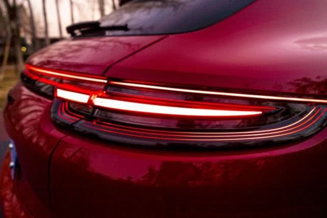 试驾保时捷Panamera GTS，那快0.1秒的信仰