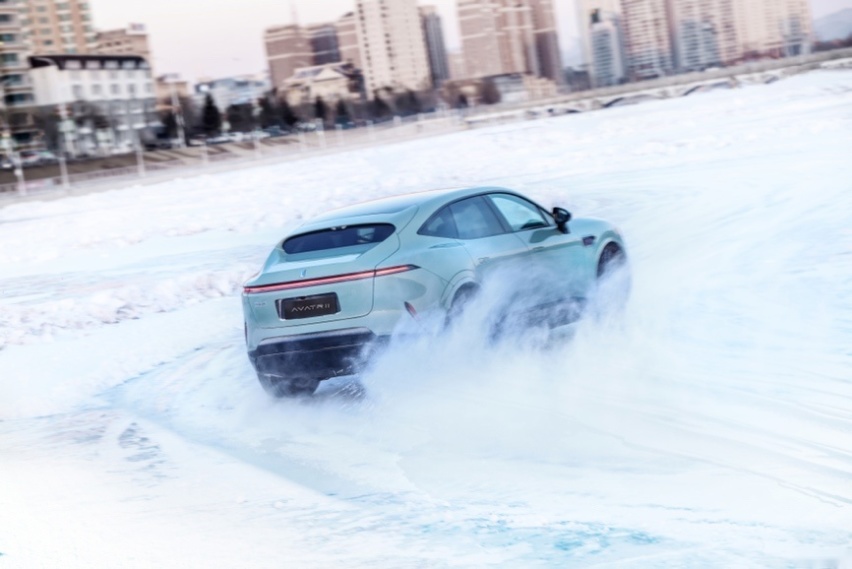 阿维塔成为唯一实现智驾0接管穿越极寒雪原的汽车品牌！