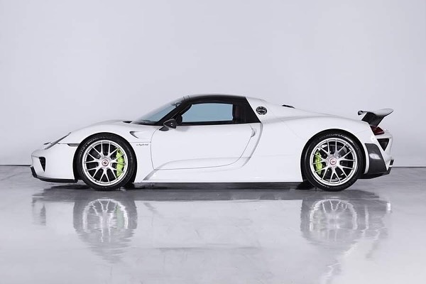 保时捷918 Spyder实车 简洁大气的设计
