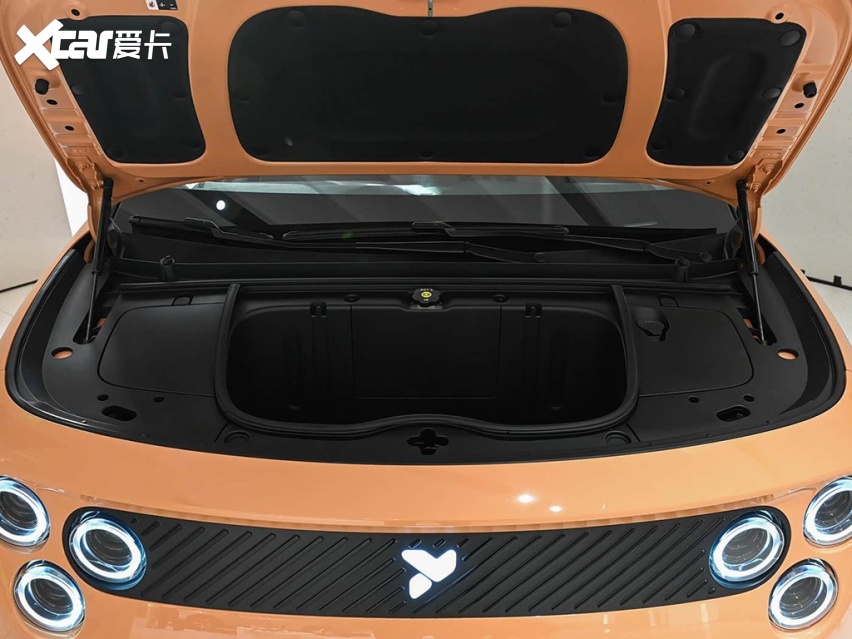 海豚、星愿前后夹击下,新款萤火虫靠“租电7.98万”起,能好卖吗