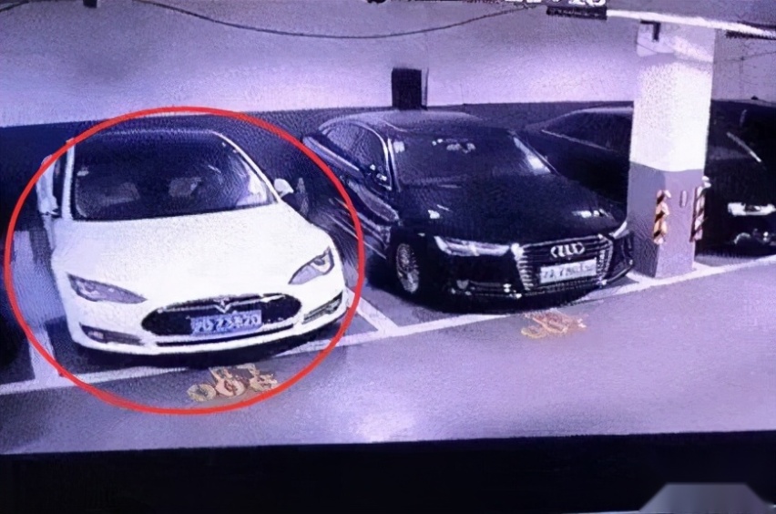 特斯拉事故频发,爱甩锅毛病改不了,为啥销量还这么好?