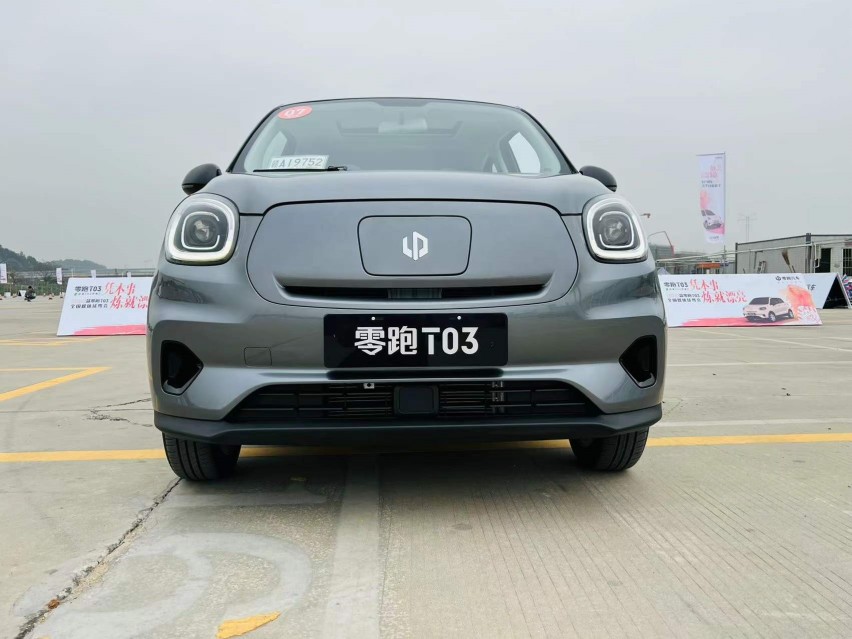 带着问题去试驾：让十万以内纯电小车“更好开”，零跑T03凭什么？