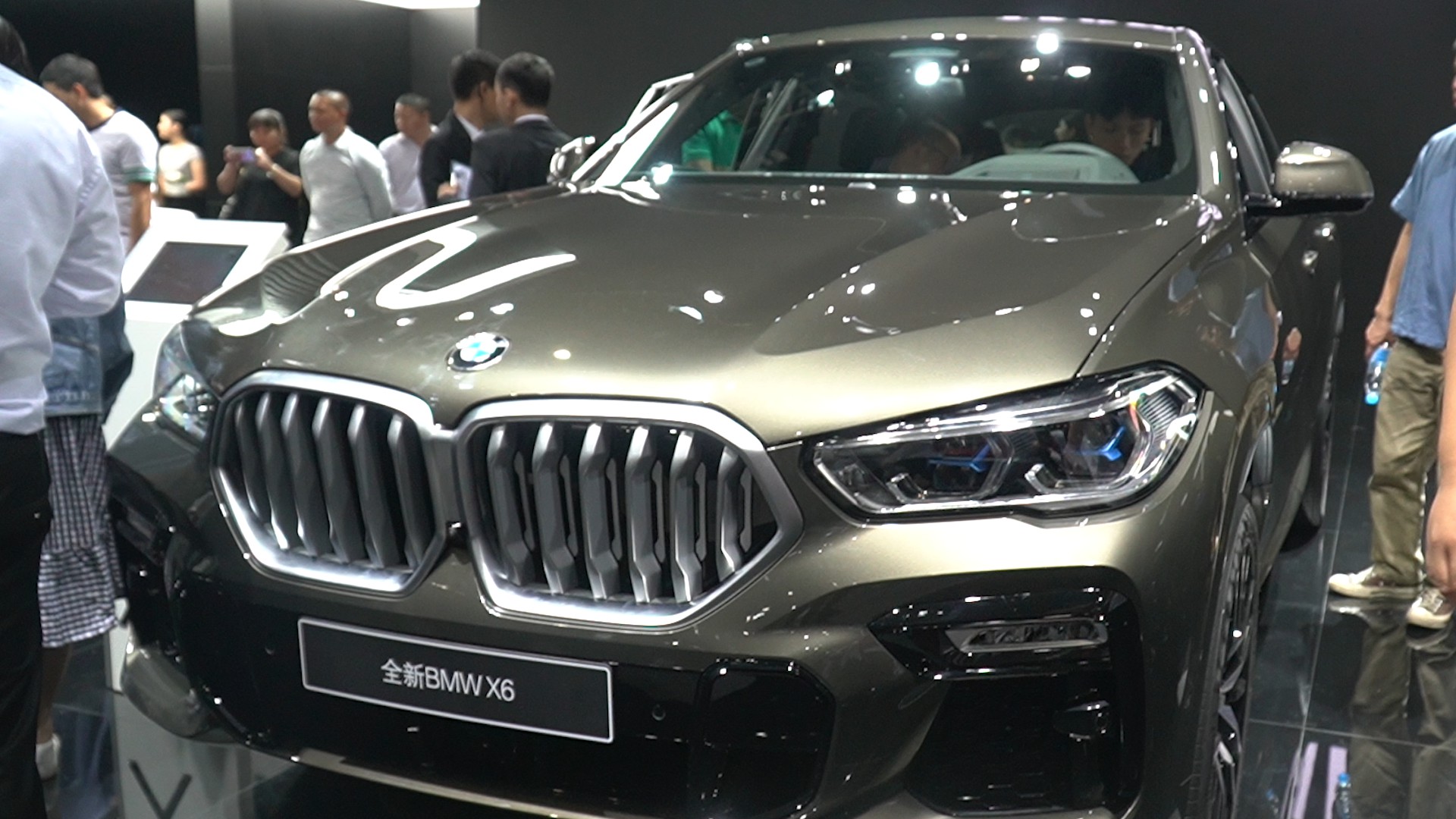 2019����ݳ�չ֮�󴵿�����X6