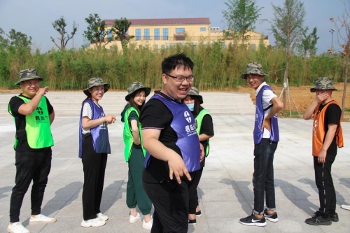熔炼团队，铸力前行！涵海控股2020首届拓展训练圆满落幕！